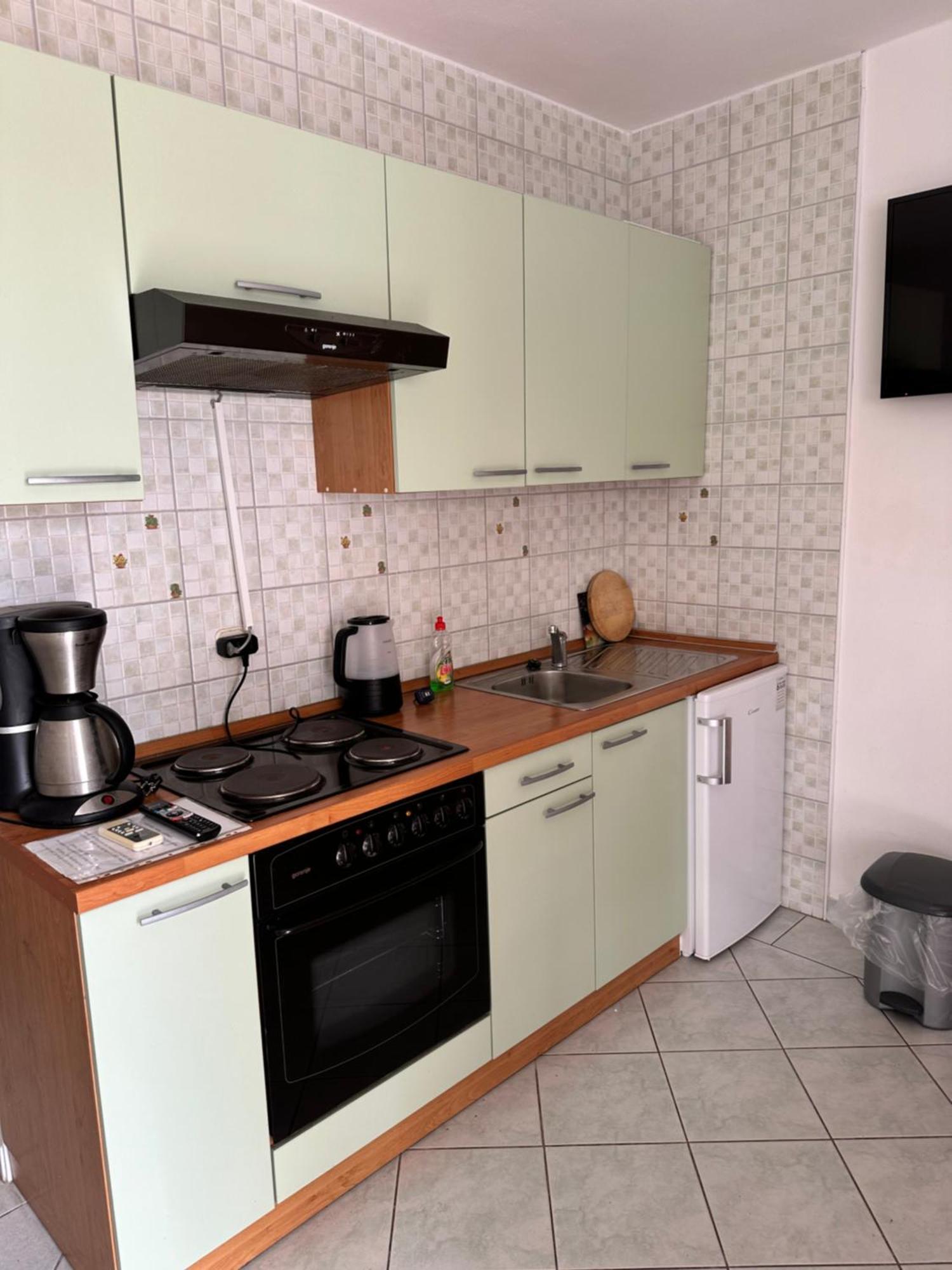 Apartments Kristina Vir Eksteriør billede